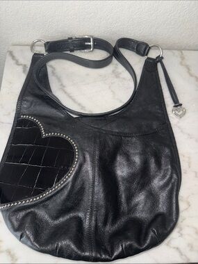 Brighton Vintage Black Leather Heart Accent Shoulder Bag🖤👜 E323240